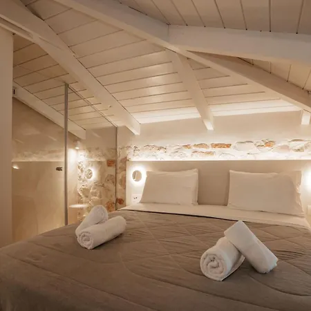 Novel With Private Pool, By Zantewize * Παντοκράτωρ