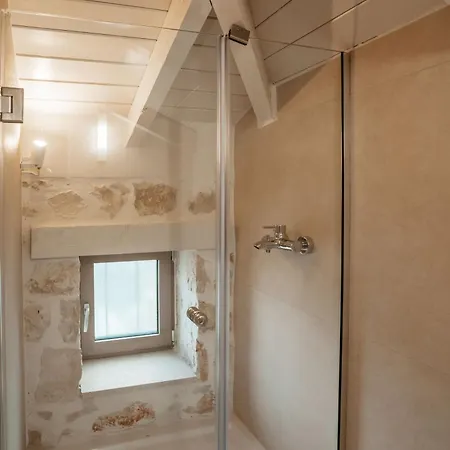 Novel With Private Pool - Sleeps 14, By Zantewize * Pandokrátor