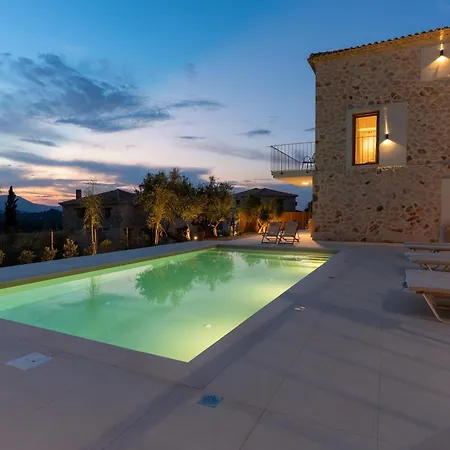 Novel With Private Pool - Sleeps 14, By Zantewize Pandokrátor