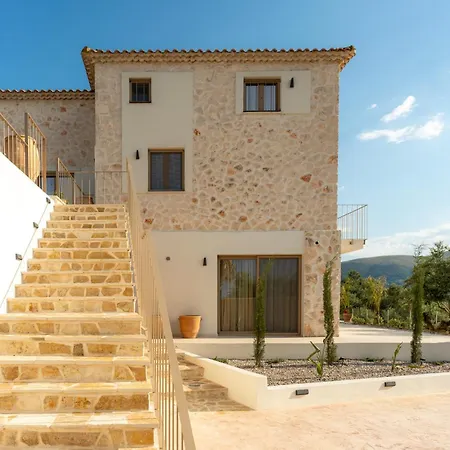 Novel With Private Pool - Sleeps 14, By Zantewize *