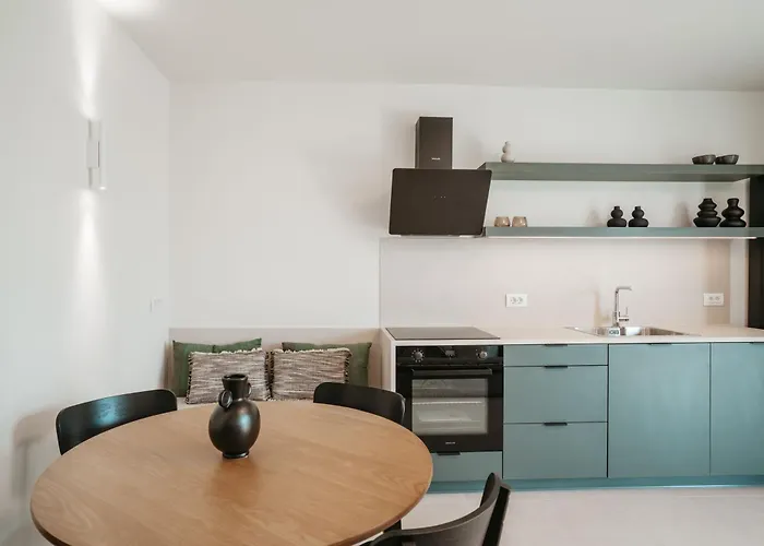 Βίλα Novel With Private Pool, By Zantewize