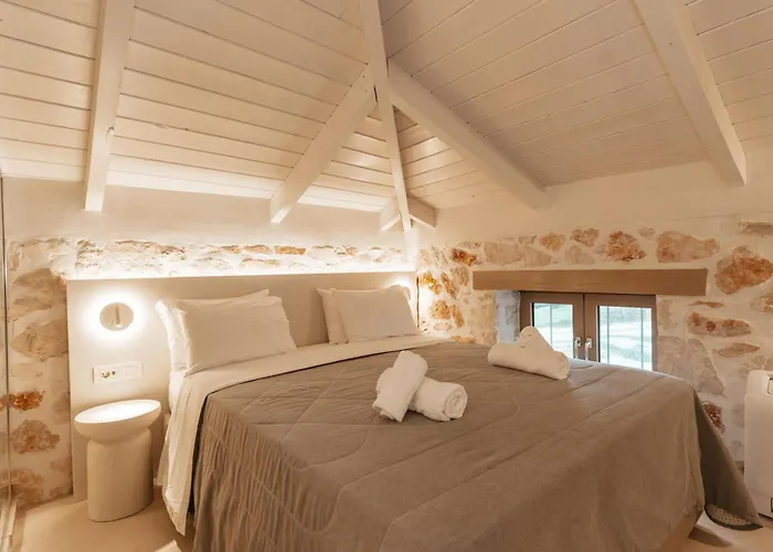 Βίλα Novel With Private Pool, By Zantewize *